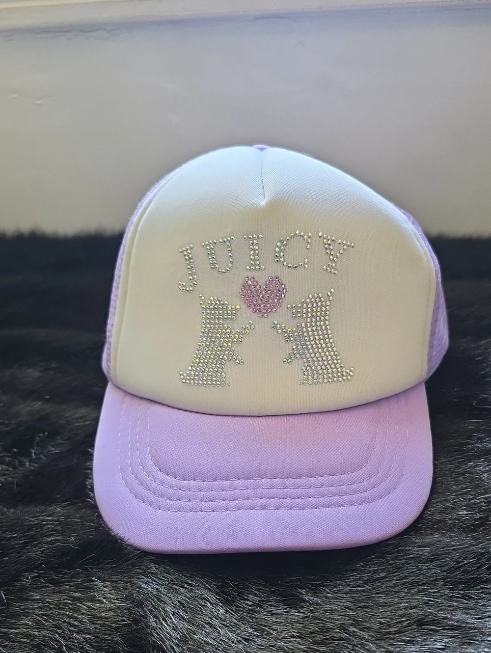 Juicy Couture Kids Pink and Cream Rhinestone Puppy Heart Trucker Hat